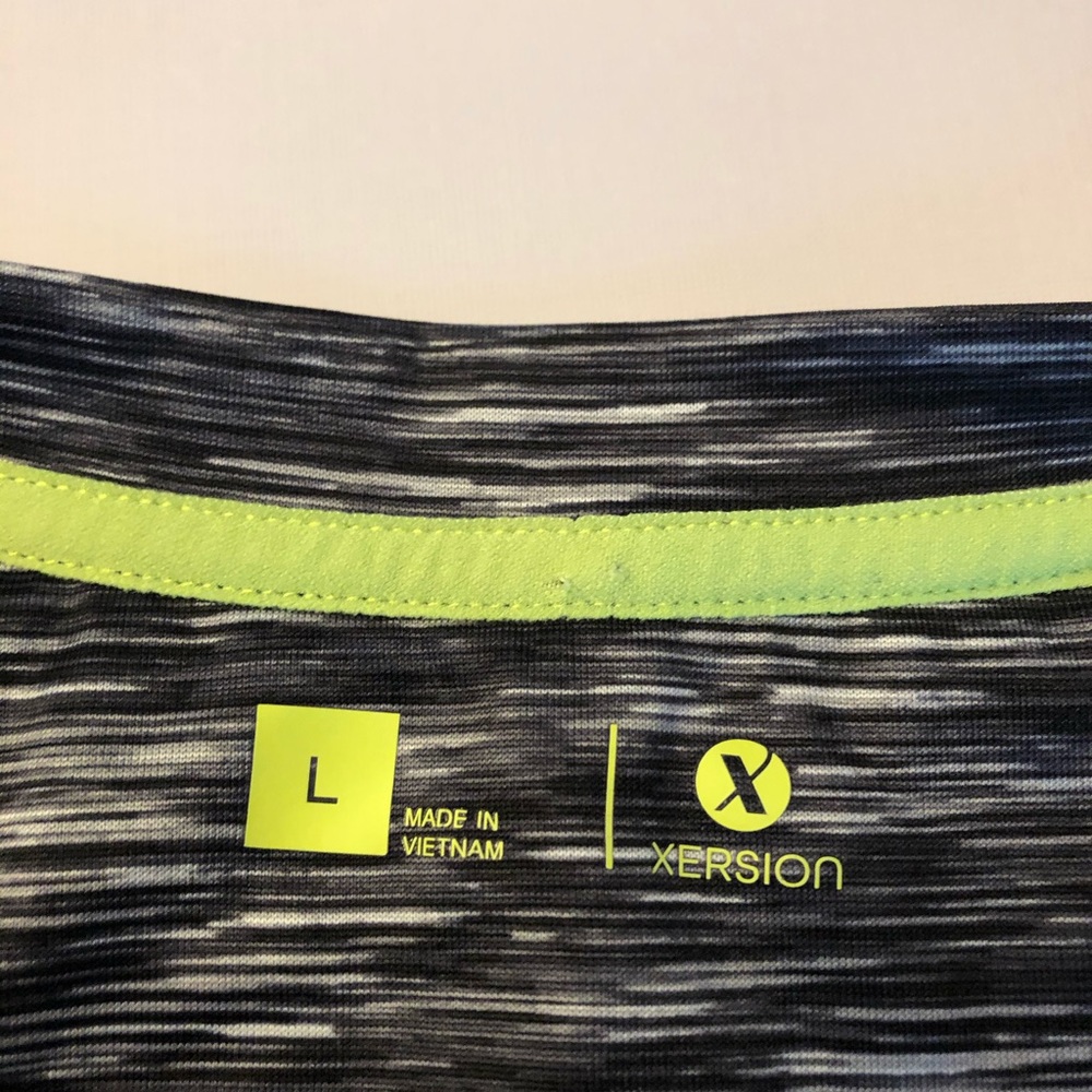 Xersion Exercise Shirt - Picture 3 of 3